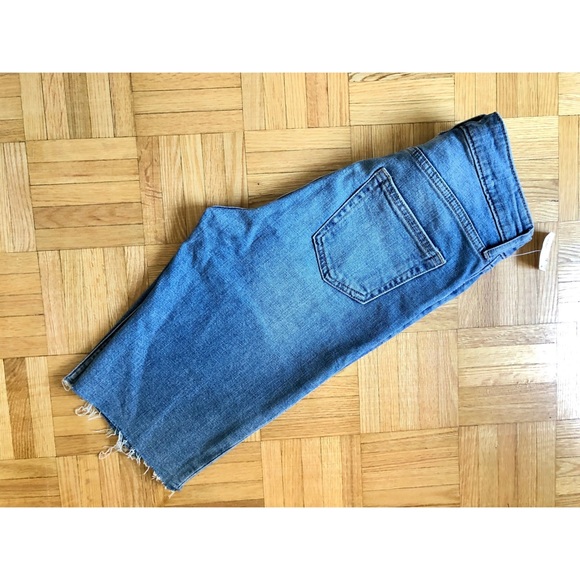 New light washed h&m high rise denim shorts - Picture 5 of 7